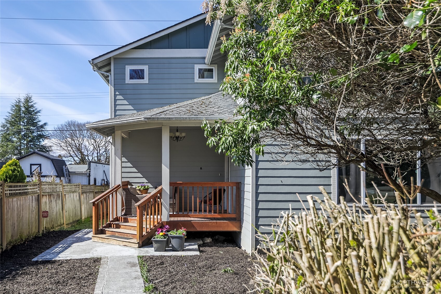 1910 Chestnut Street , Everett, WA 98201