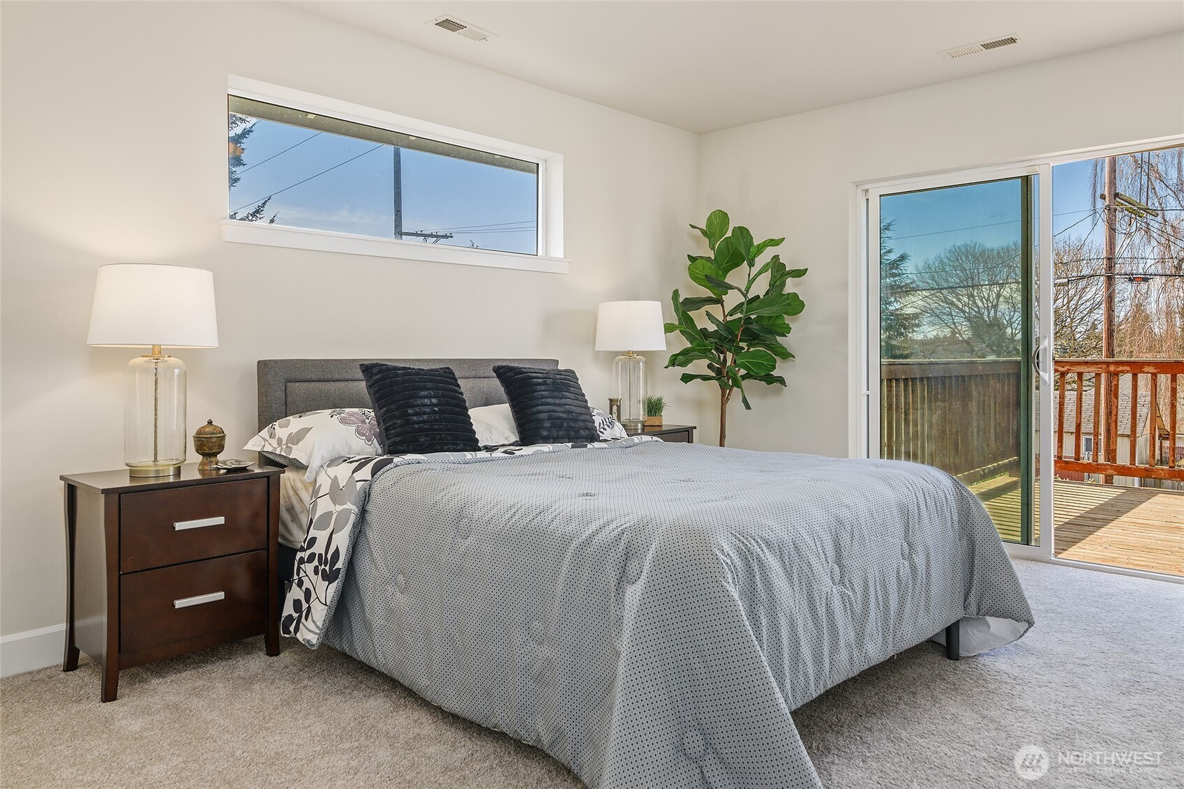 1910 Chestnut Street , Everett, WA 98201