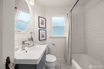 1035 NE 100th Street , Seattle, WA 98125-7517 - Photo 13