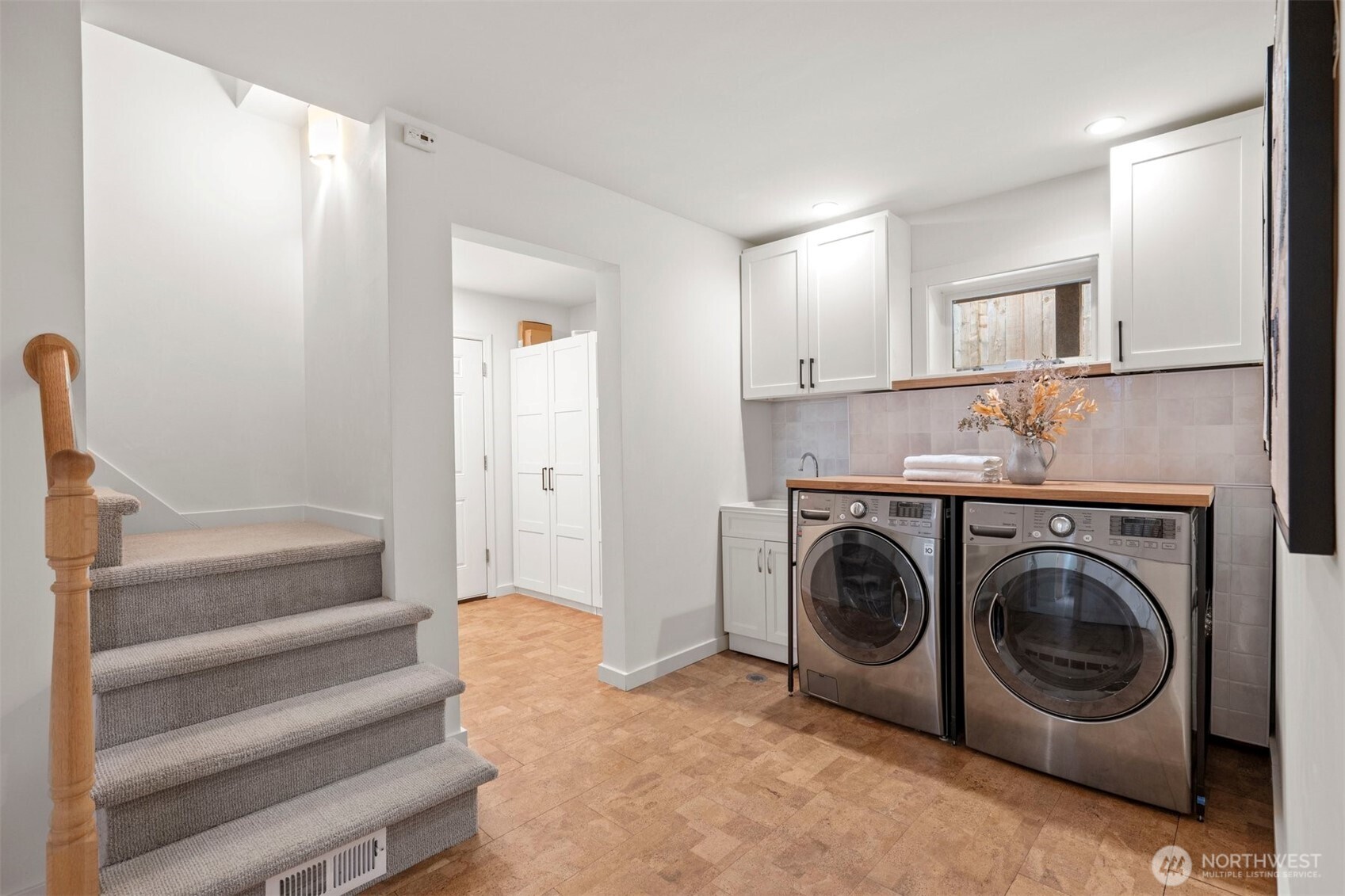 1035 NE 100th Street , Seattle, WA 98125-7517