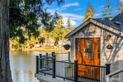 5915 Lagoon Lane NW, Gig Harbor, WA 98335