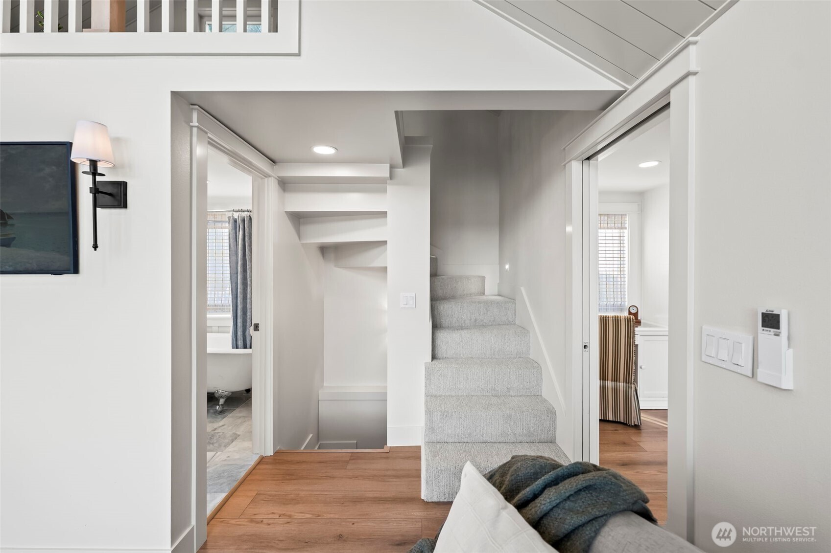 5915 Lagoon Lane NW, Gig Harbor, WA 98335