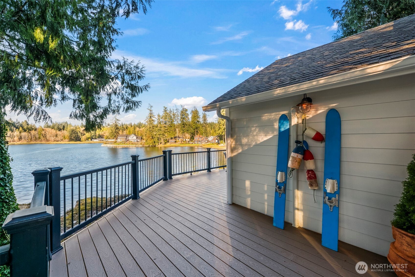 5915 Lagoon Lane NW, Gig Harbor, WA 98335