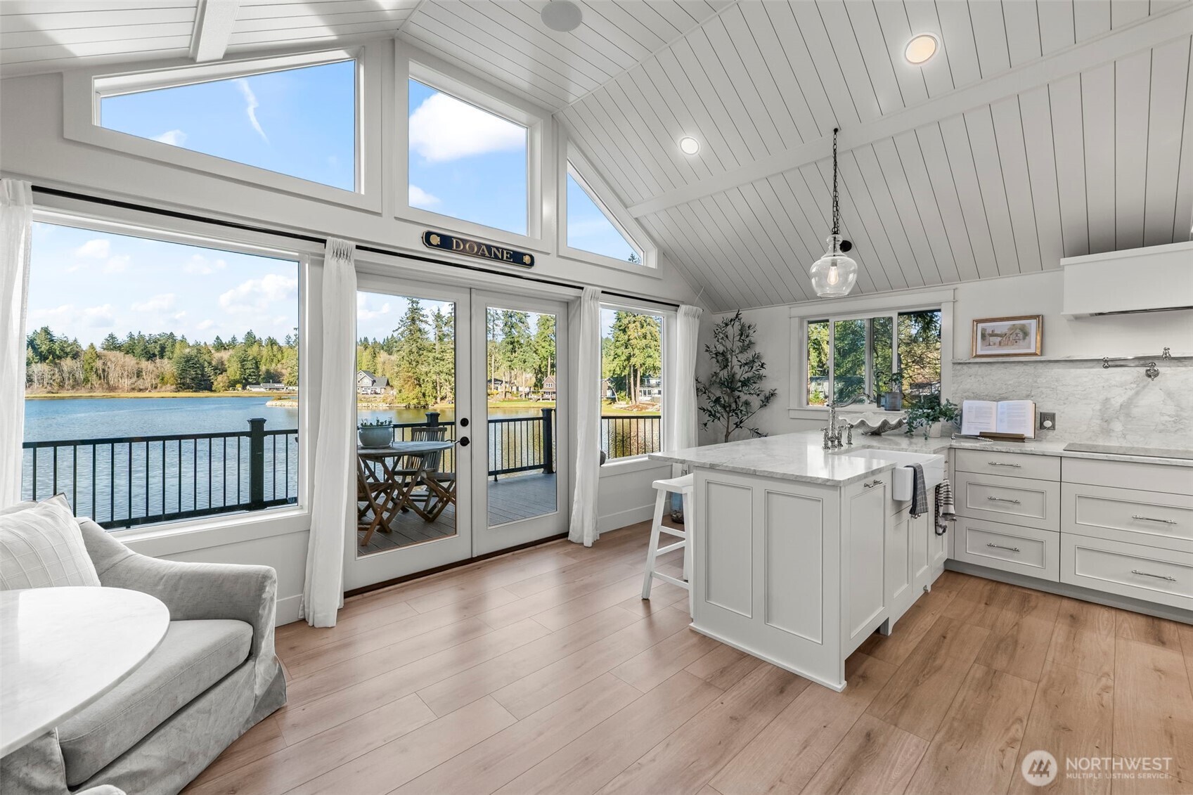 5915 Lagoon Lane NW, Gig Harbor, WA 98335
