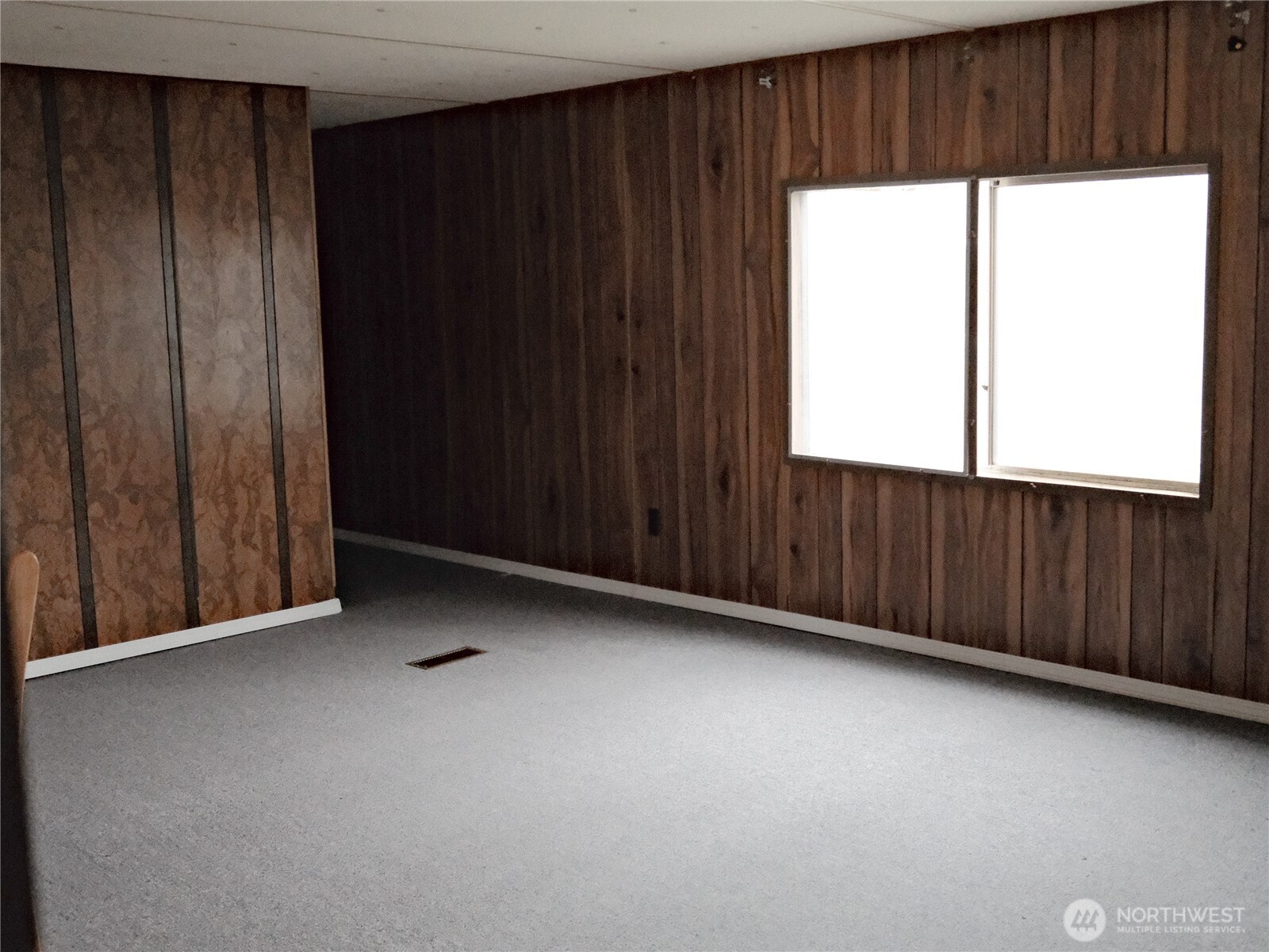 305 Burdin Boulevard , Grand Coulee, WA 99133