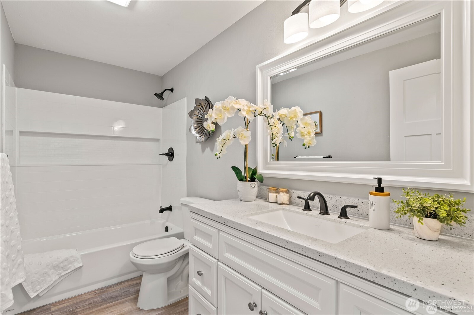 842 S 143rd Place , Burien, WA 98168