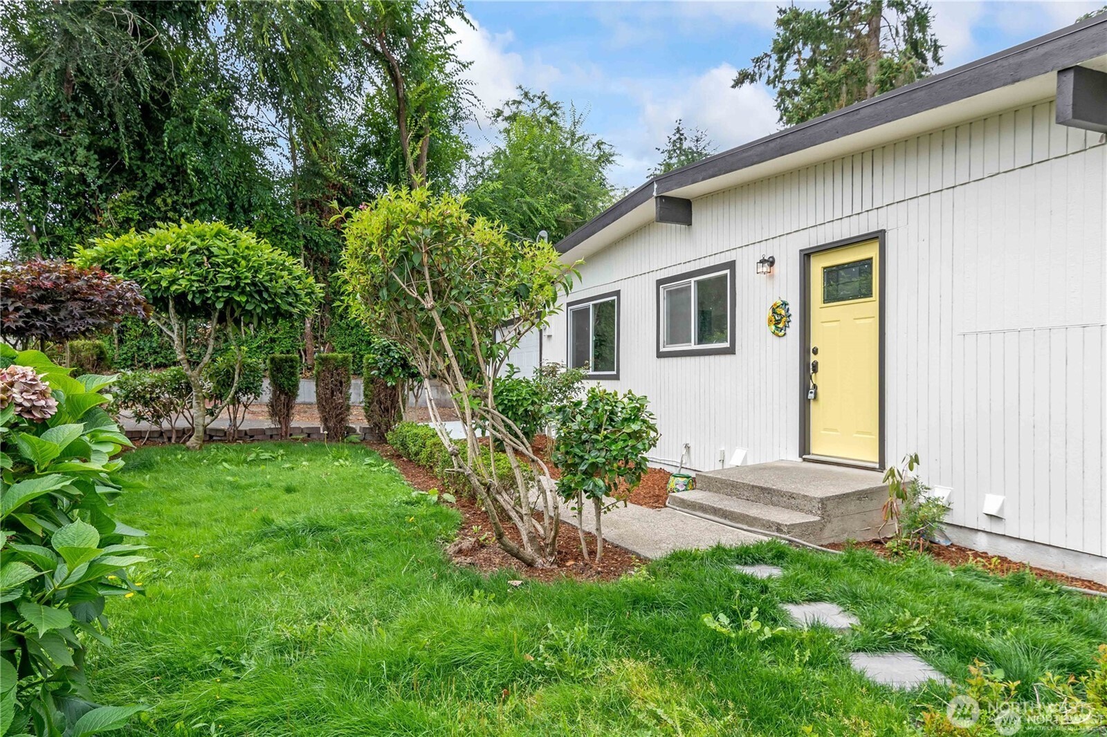 842 S 143rd Place , Burien, WA 98168
