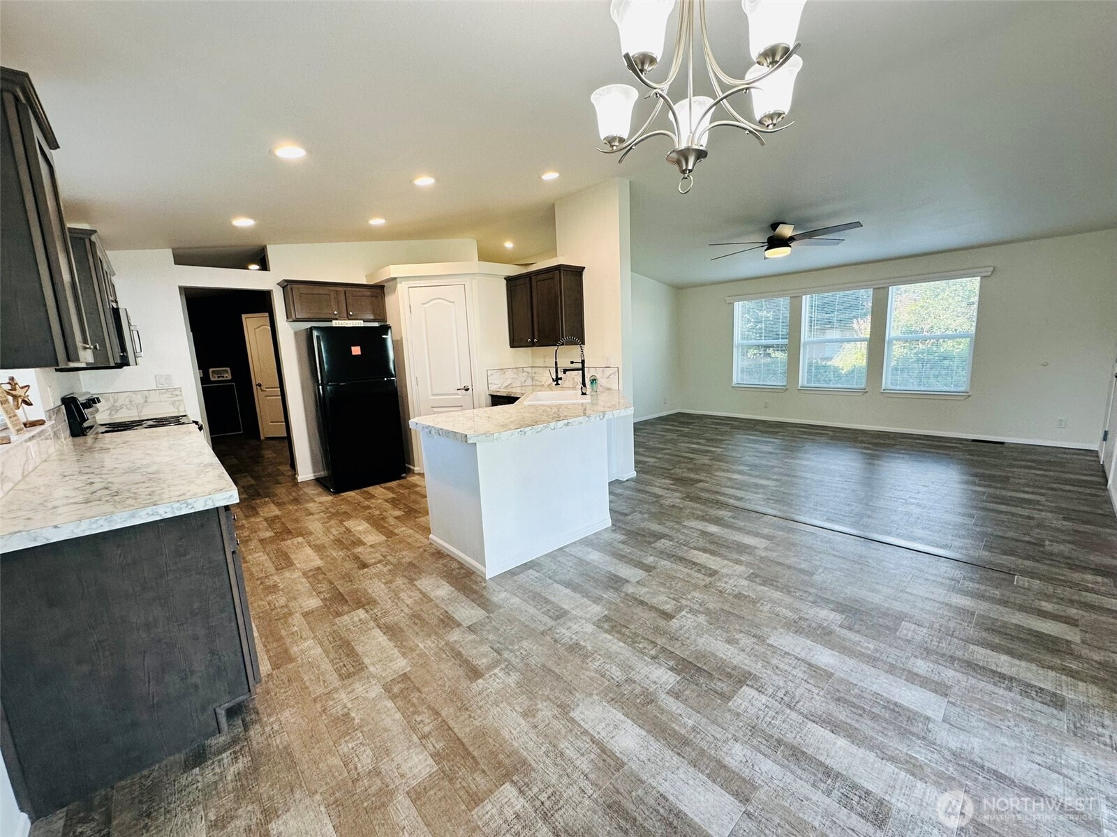 259 Wishkah Street SW, Ocean Shores, WA 98569