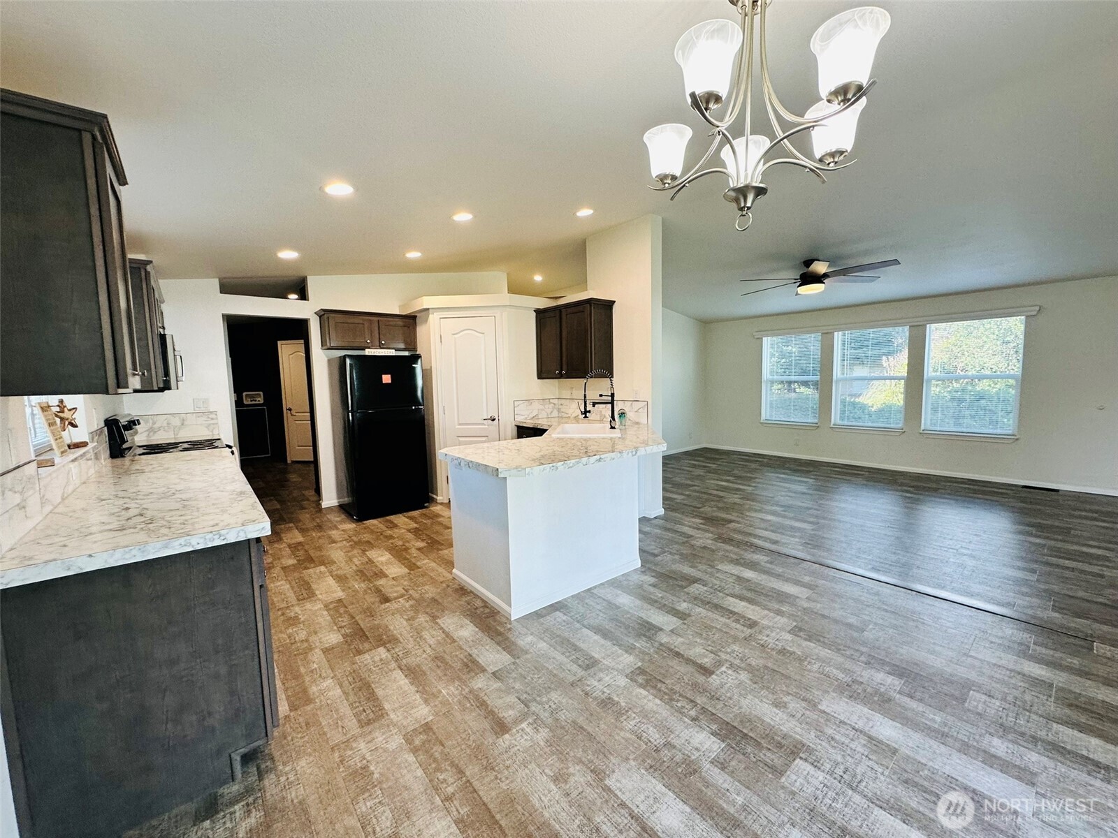 259 Wishkah Street SW, Ocean Shores, WA 98569