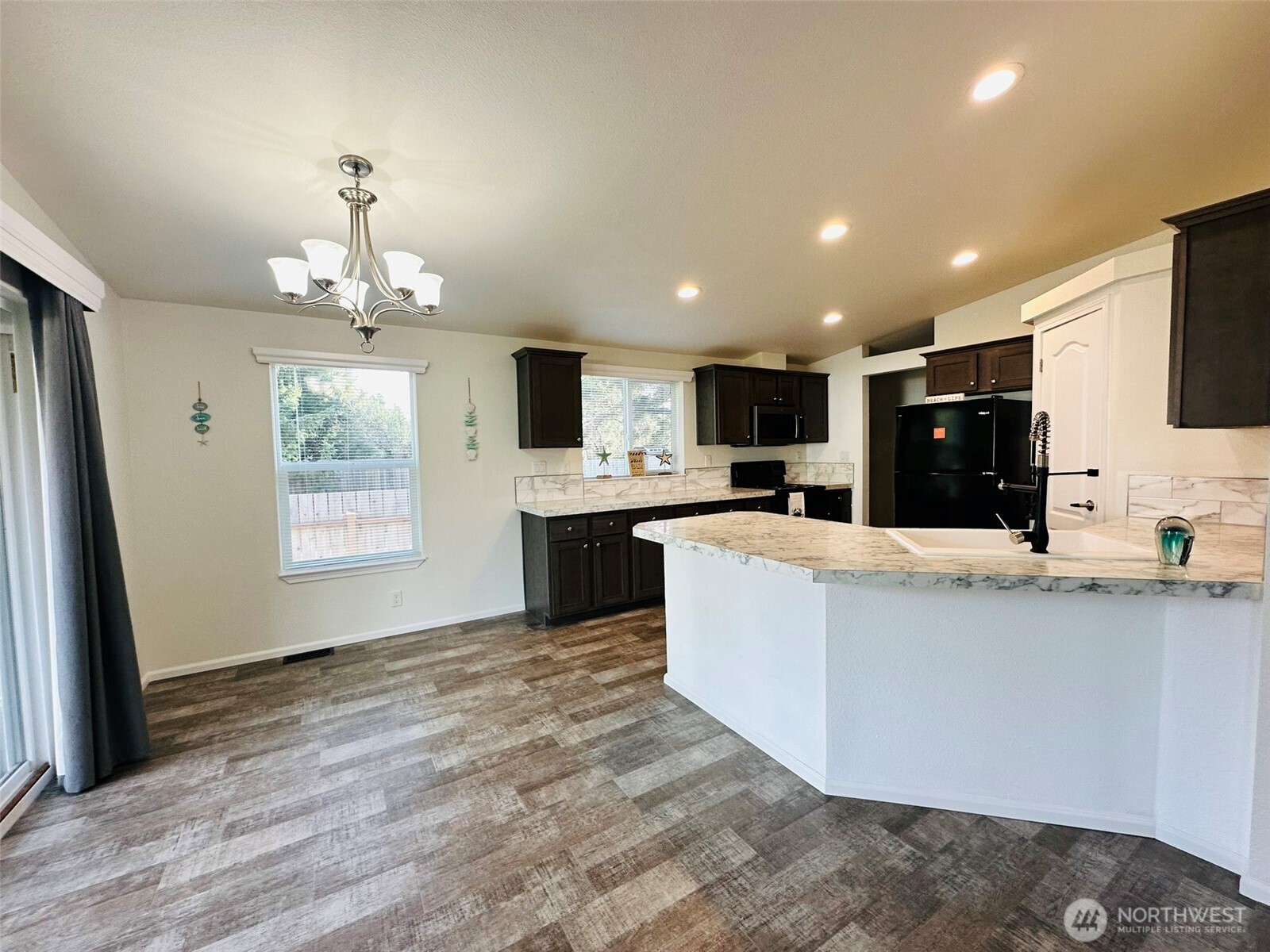 259 Wishkah Street SW, Ocean Shores, WA 98569