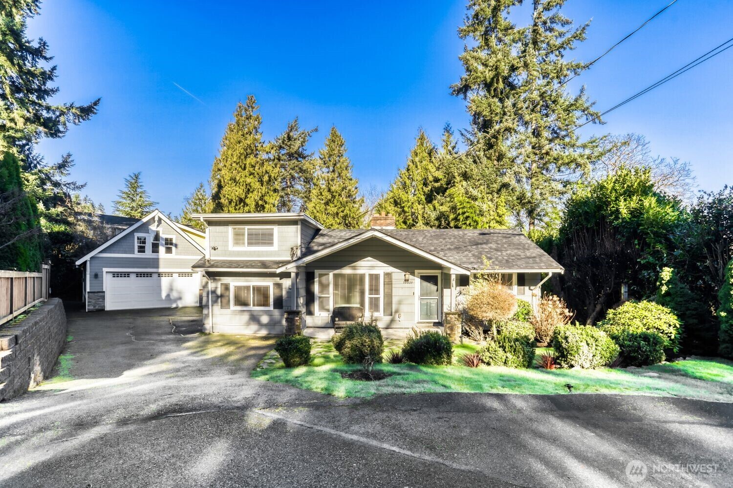 10020 SE 7th Street , Bellevue, WA 98004