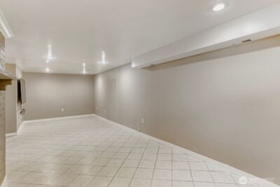 10020 SE 7th Street , Bellevue, WA 98004 - Photo 22