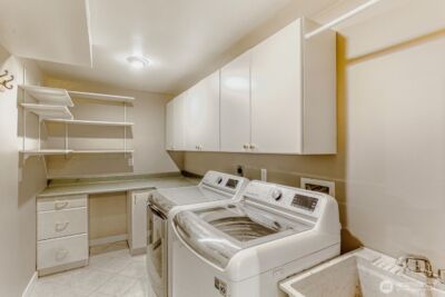 10020 SE 7th Street , Bellevue, WA 98004 - Photo 24