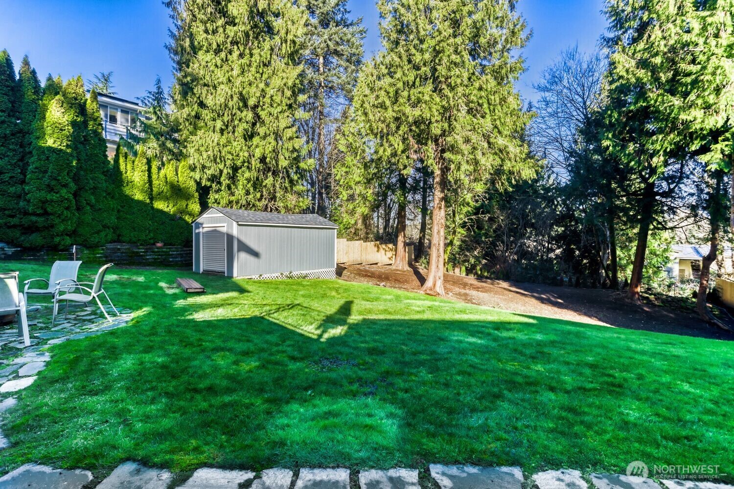10020 SE 7th Street , Bellevue, WA 98004