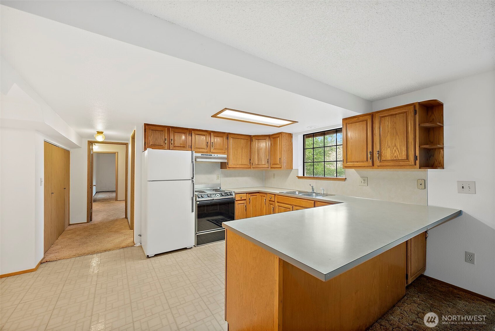 8875 Banner Road SE, Port Orchard, WA 98367