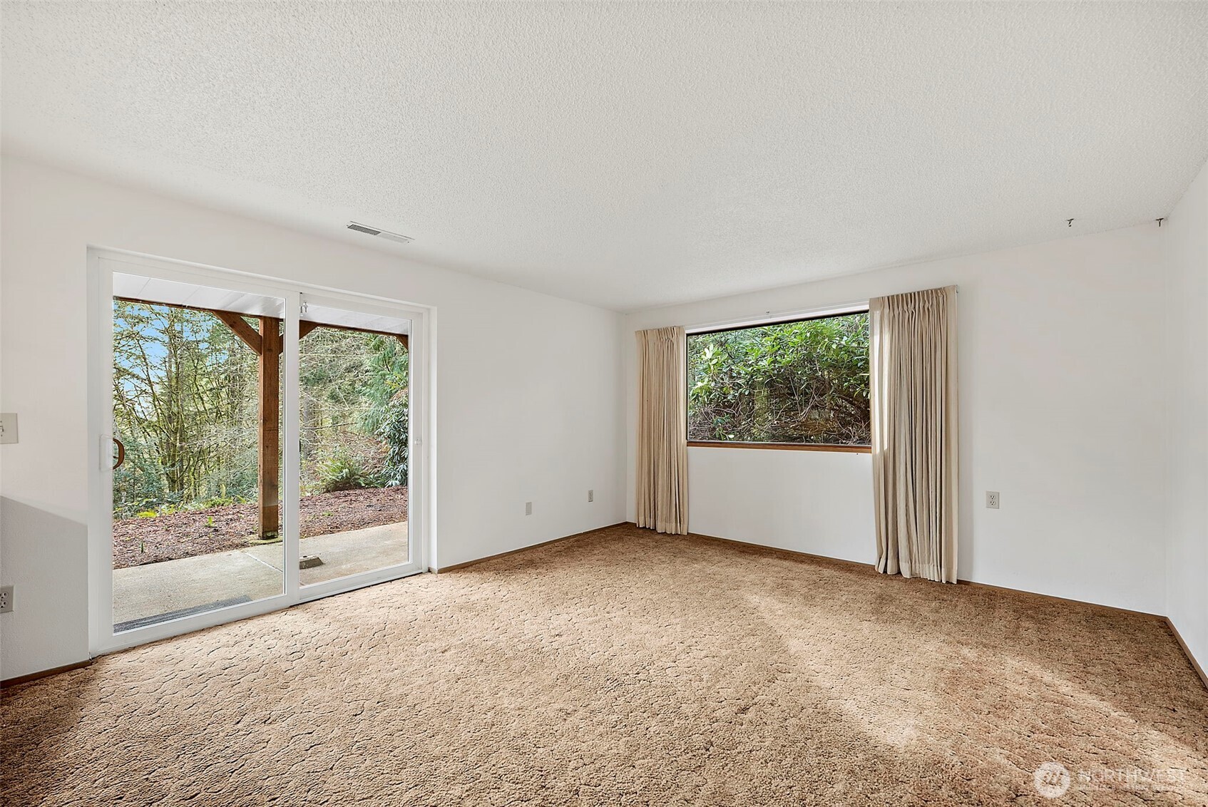 8875 Banner Road SE, Port Orchard, WA 98367
