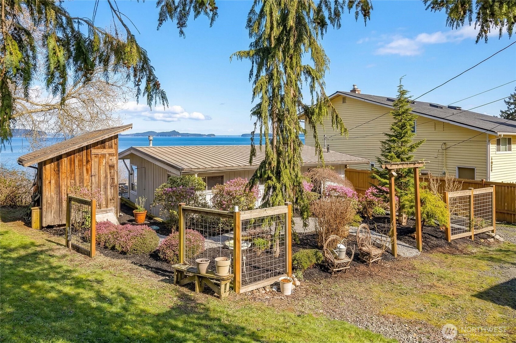 303 Arrowhead Point Lane , Camano Island, WA 98282