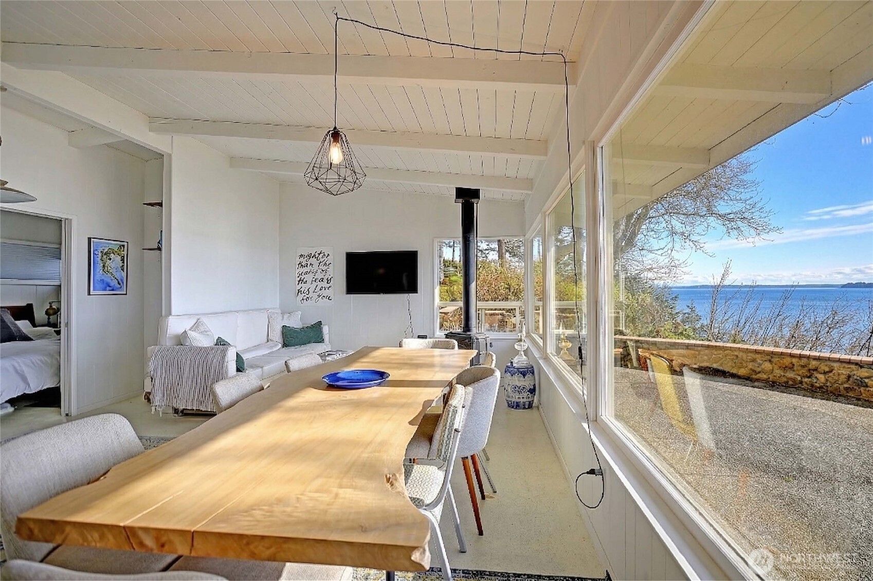 303 Arrowhead Point Lane , Camano Island, WA 98282