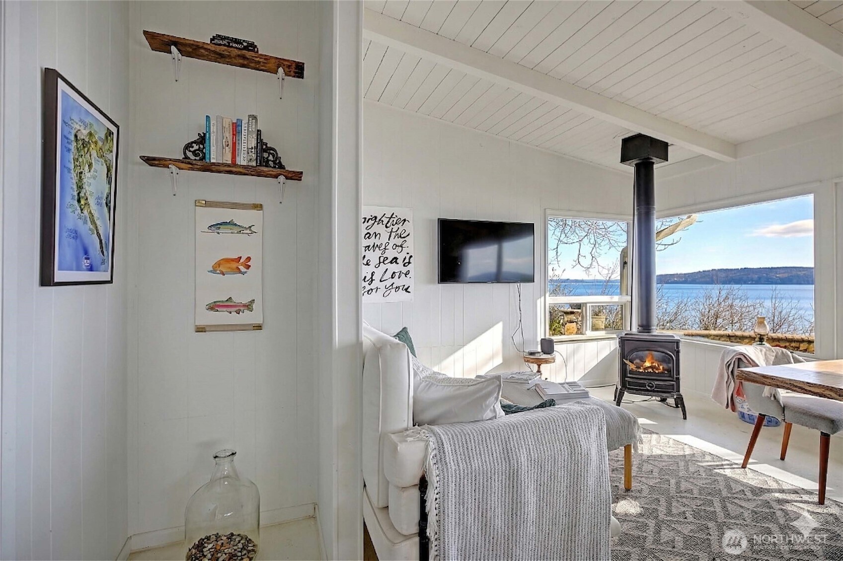 303 Arrowhead Point Lane , Camano Island, WA 98282