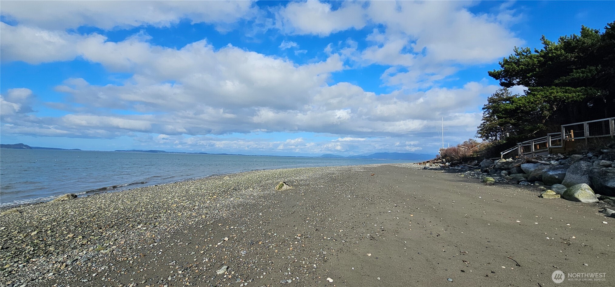 303 Arrowhead Point Lane , Camano Island, WA 98282