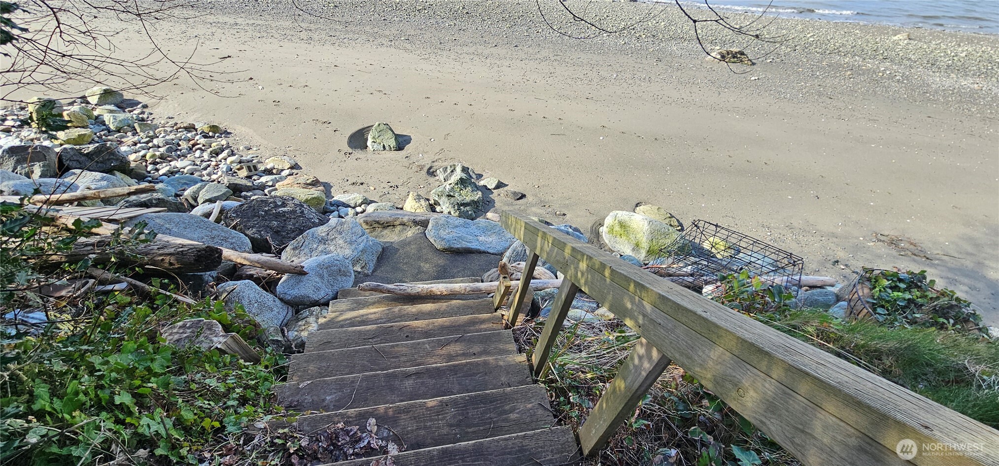 303 Arrowhead Point Lane , Camano Island, WA 98282