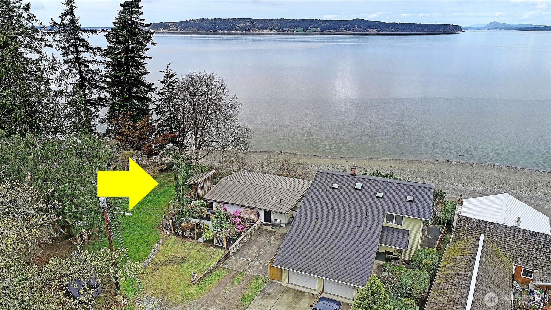 303 Arrowhead Point Lane , Camano Island, WA 98282