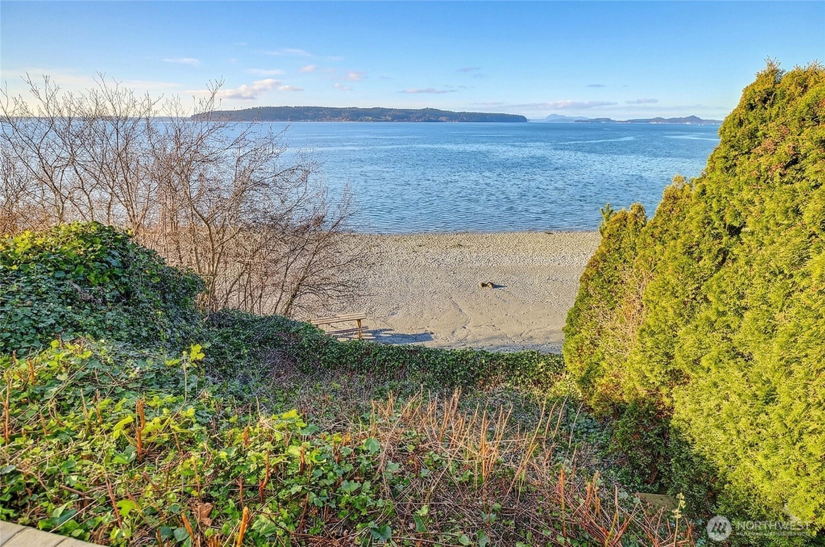 303 Arrowhead Point Lane , Camano Island, WA 98282