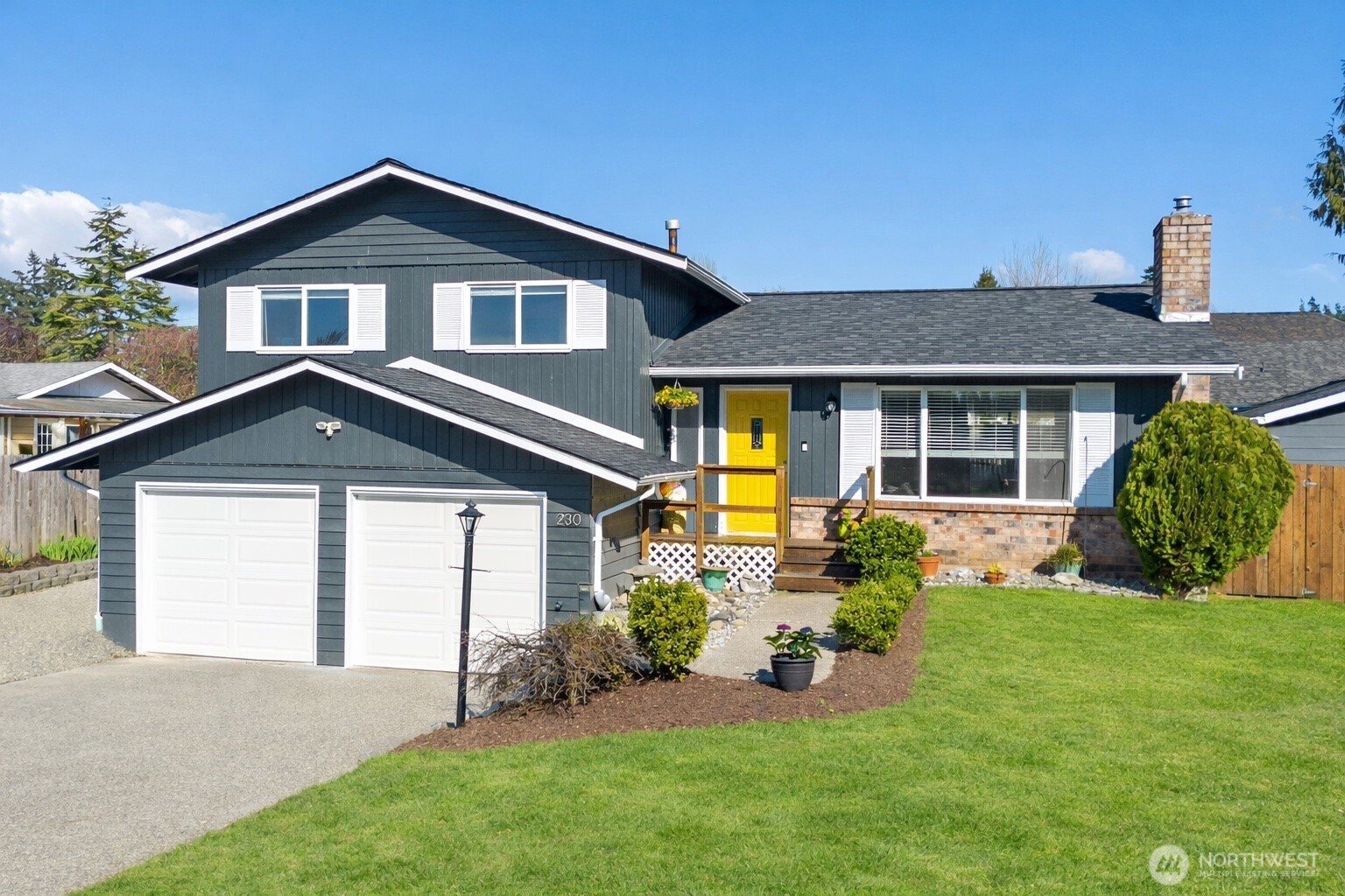 230 Peace Arch Court , Blaine, WA 98230