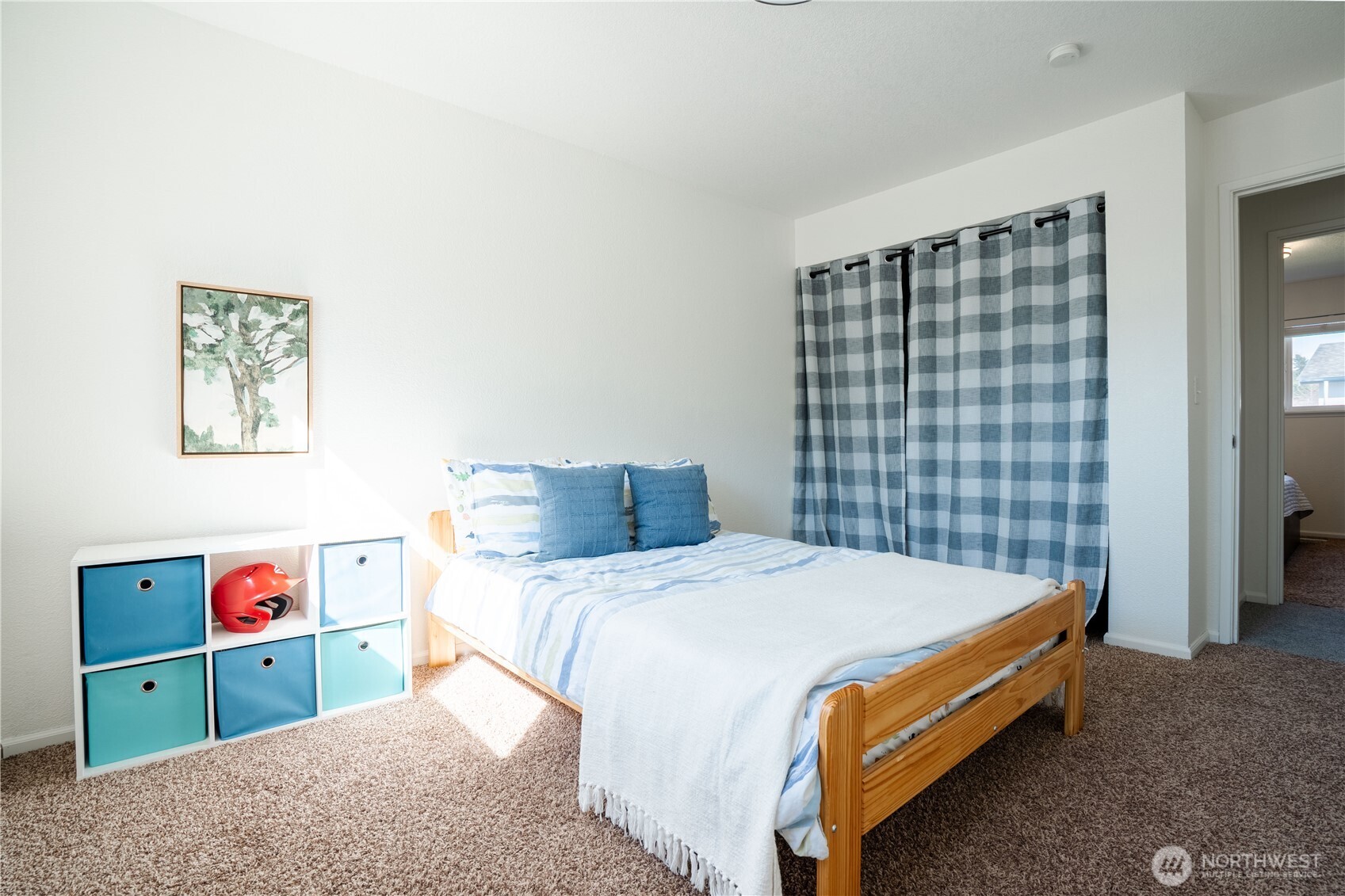 230 Peace Arch Court , Blaine, WA 98230