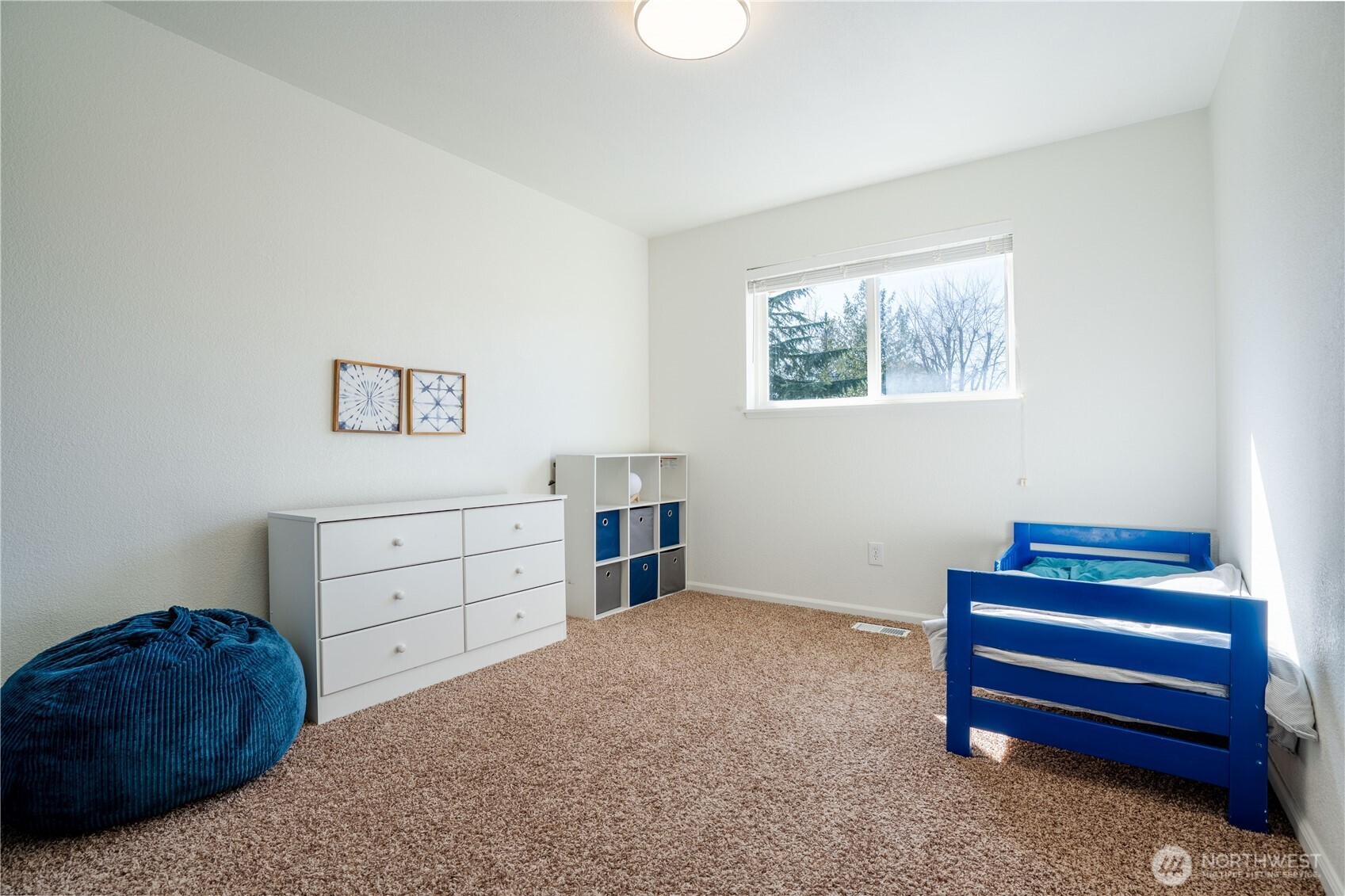 230 Peace Arch Court , Blaine, WA 98230