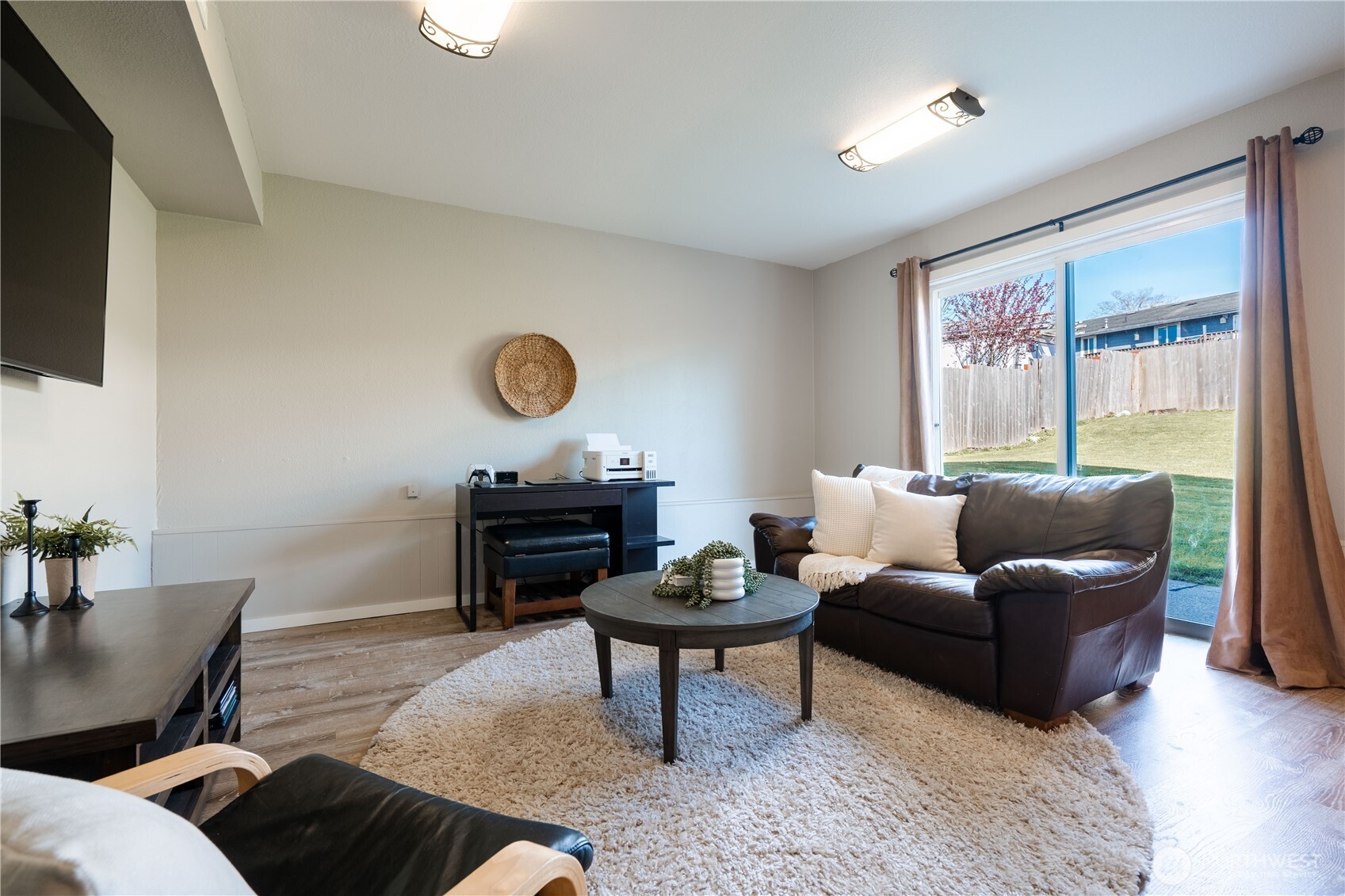 230 Peace Arch Court , Blaine, WA 98230