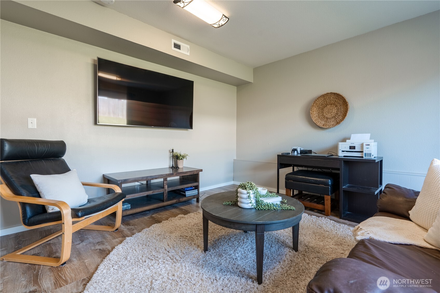 230 Peace Arch Court , Blaine, WA 98230