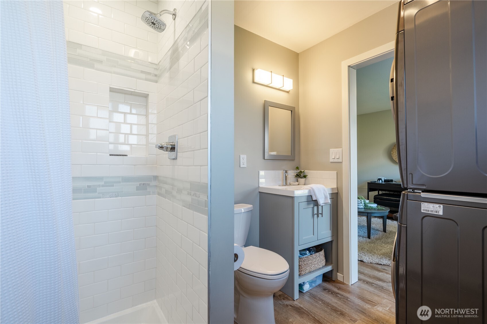 230 Peace Arch Court , Blaine, WA 98230