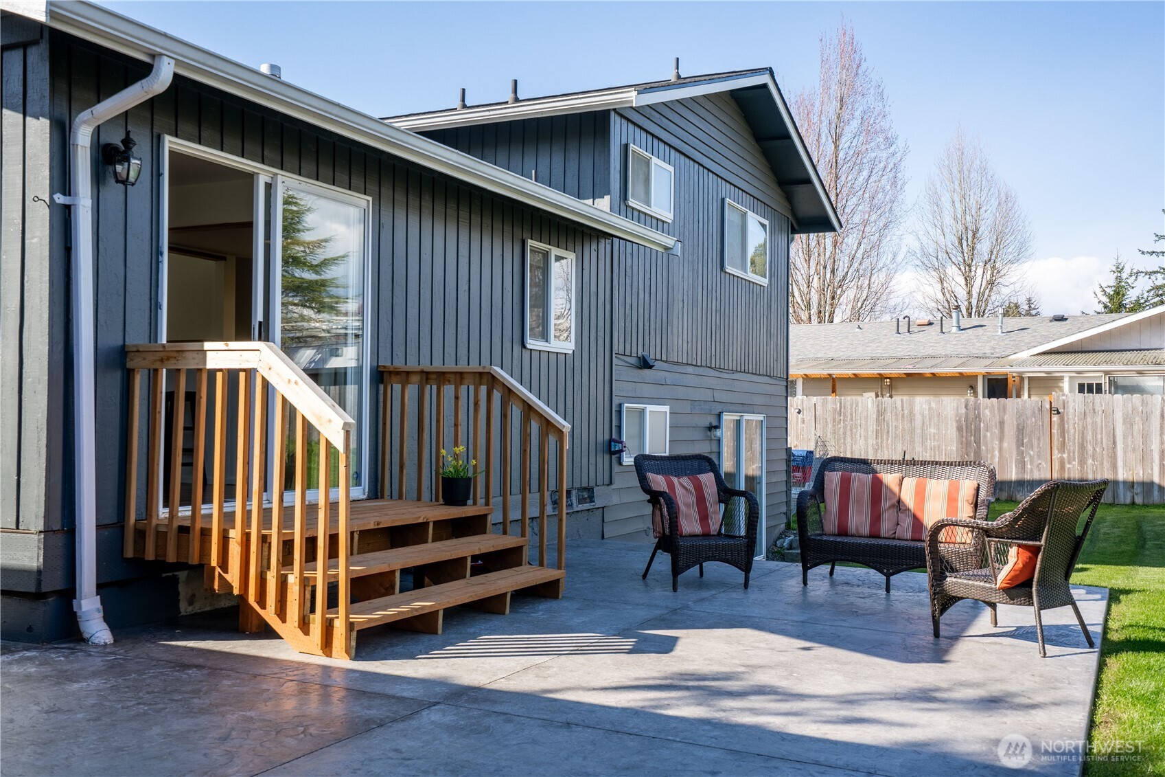 230 Peace Arch Court , Blaine, WA 98230