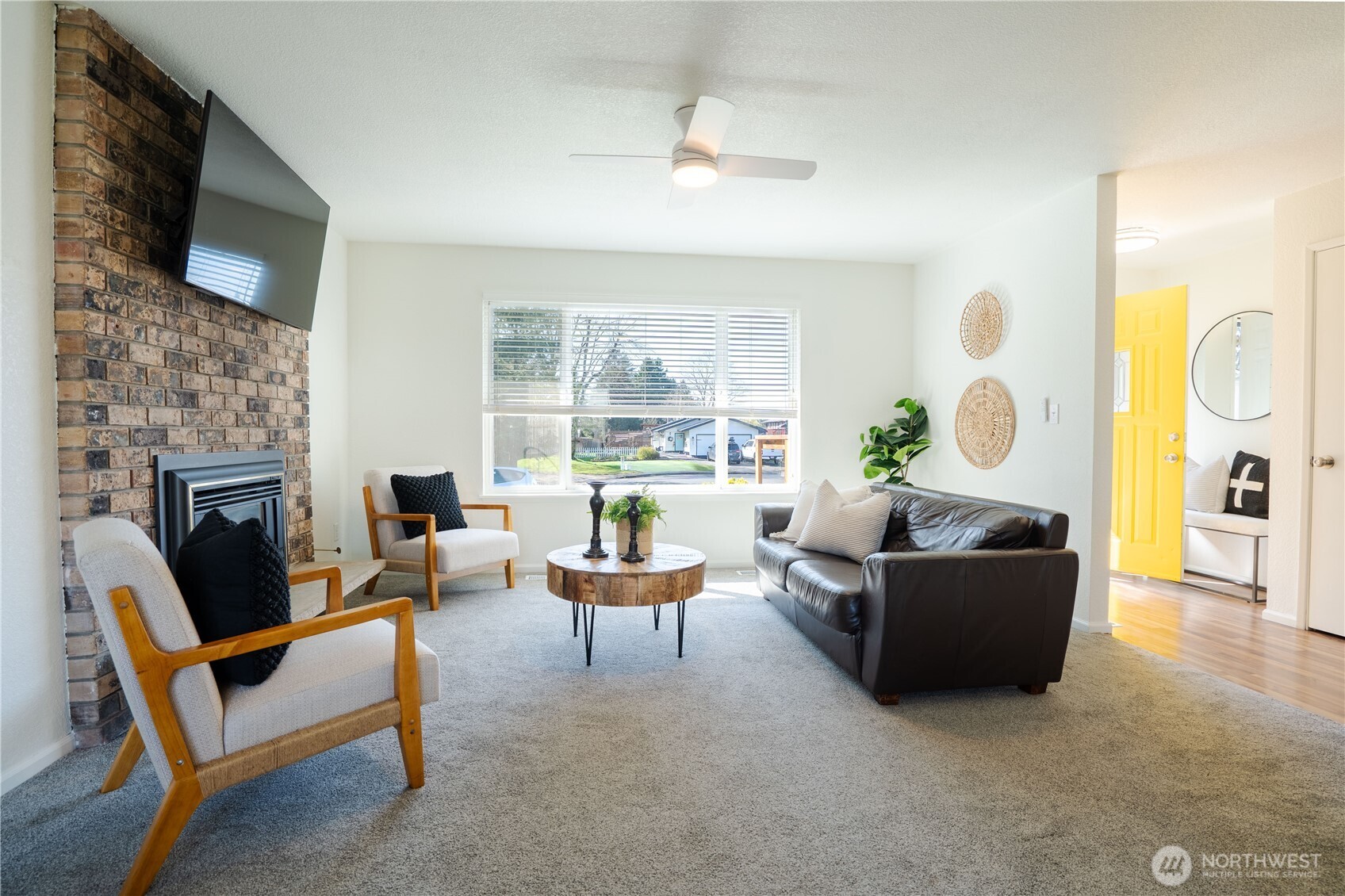 230 Peace Arch Court , Blaine, WA 98230