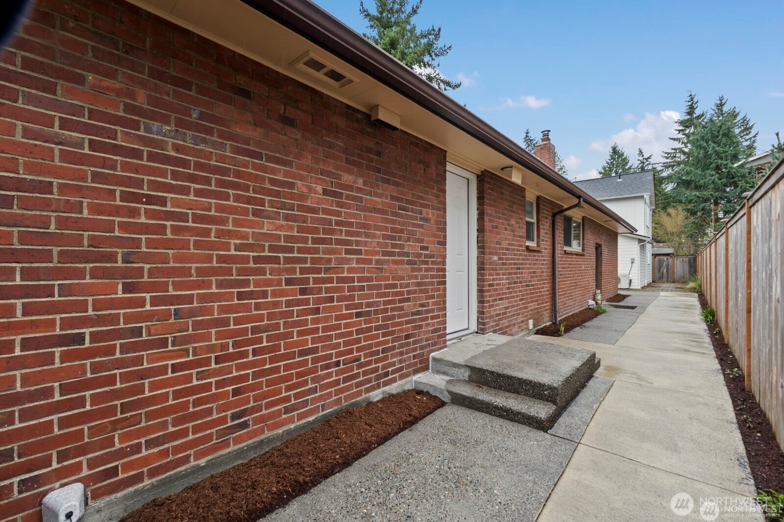 111 NW 140th Street , Seattle, WA 98177