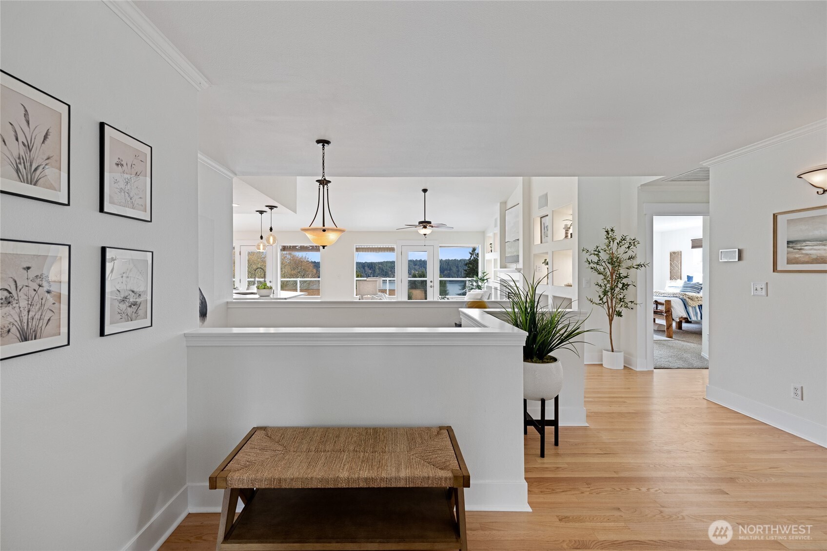 12421 6th Avenue NW, Gig Harbor, WA 98332