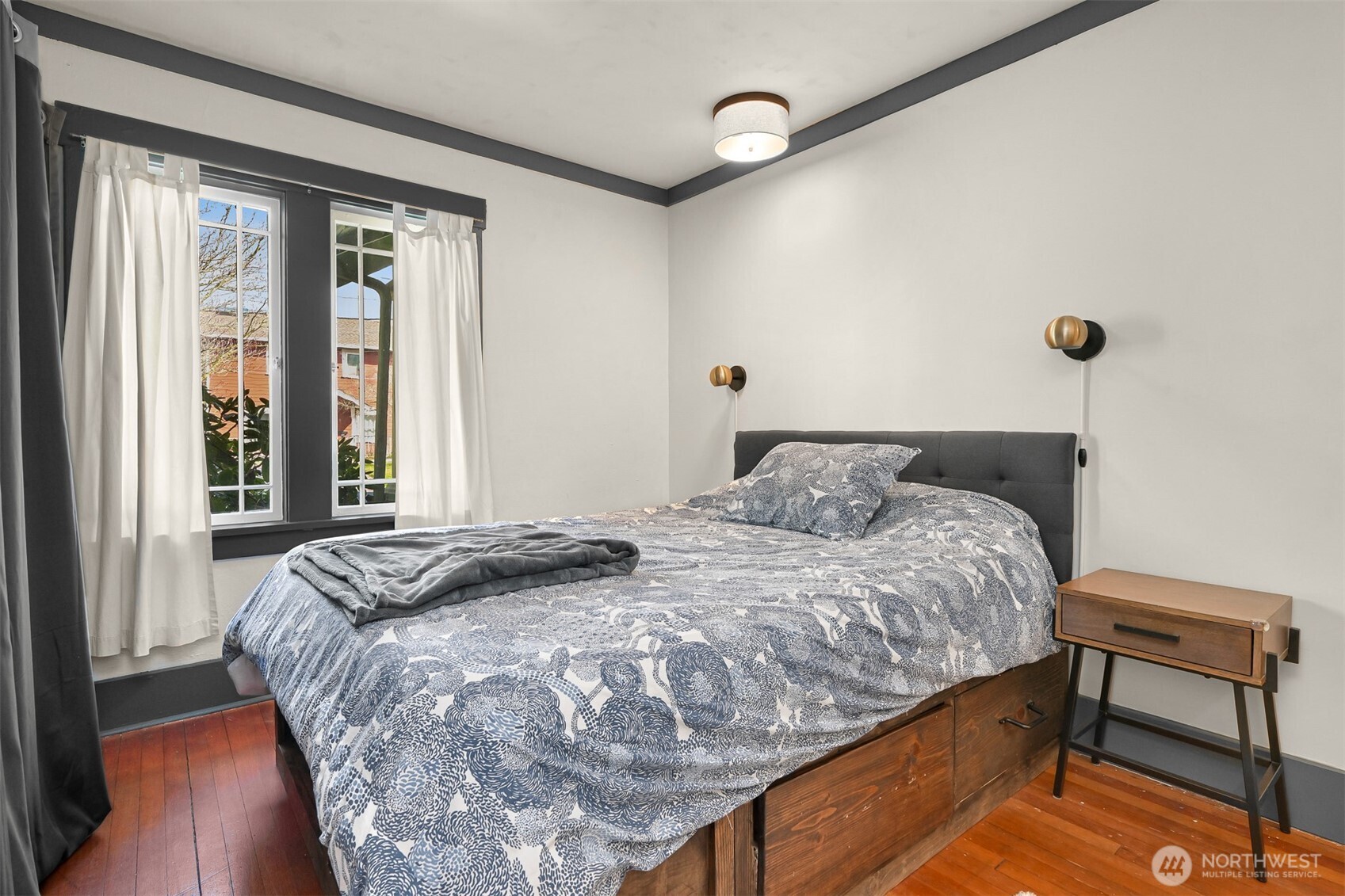 503 W Illinois Street , Bellingham, WA 98225