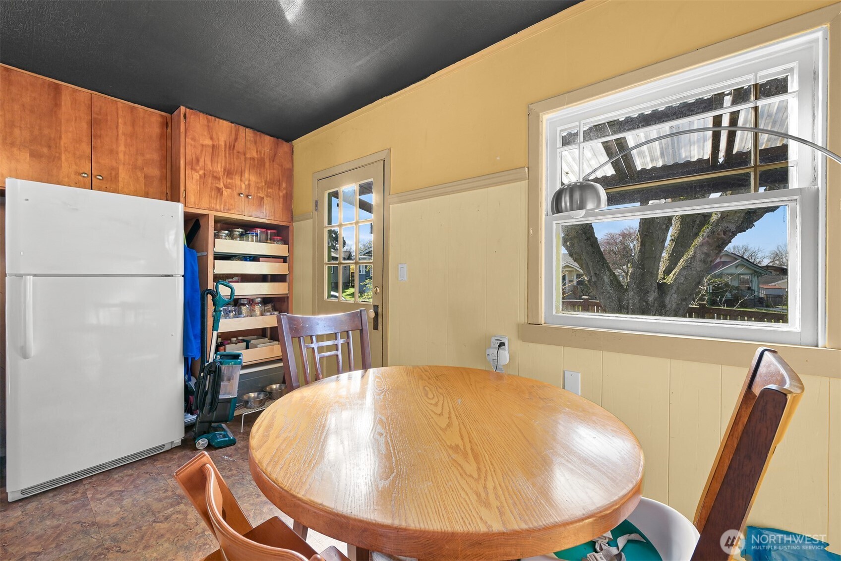 503 W Illinois Street , Bellingham, WA 98225