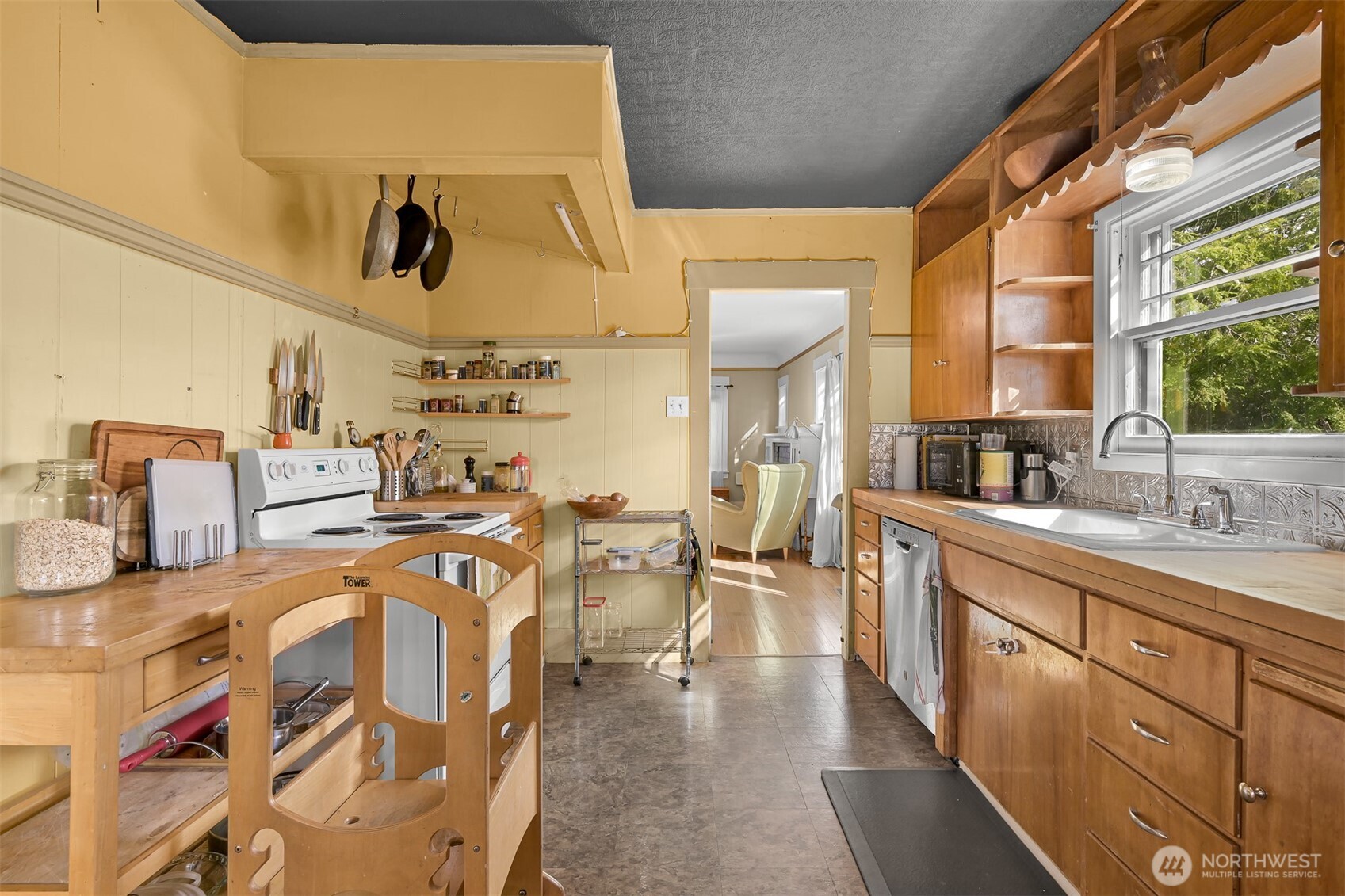 503 W Illinois Street , Bellingham, WA 98225