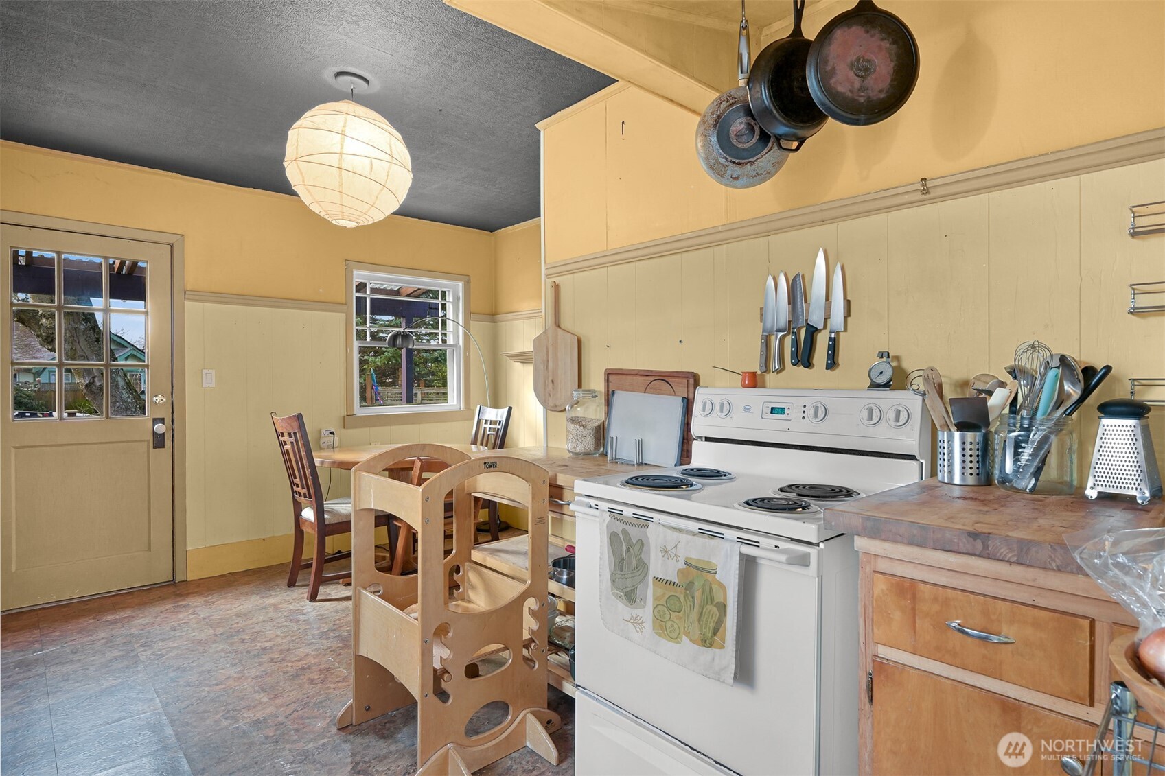 503 W Illinois Street , Bellingham, WA 98225