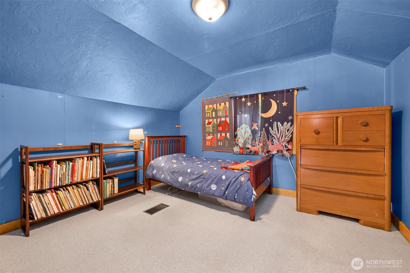 503 W Illinois Street , Bellingham, WA 98225