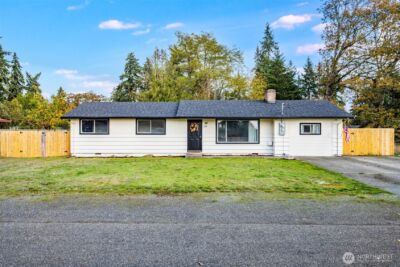 17321 Spanaway Lane E, Spanaway, WA 98387