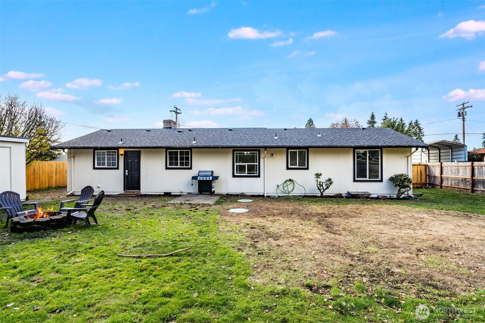 17321 Spanaway Lane E, Spanaway, WA 98387