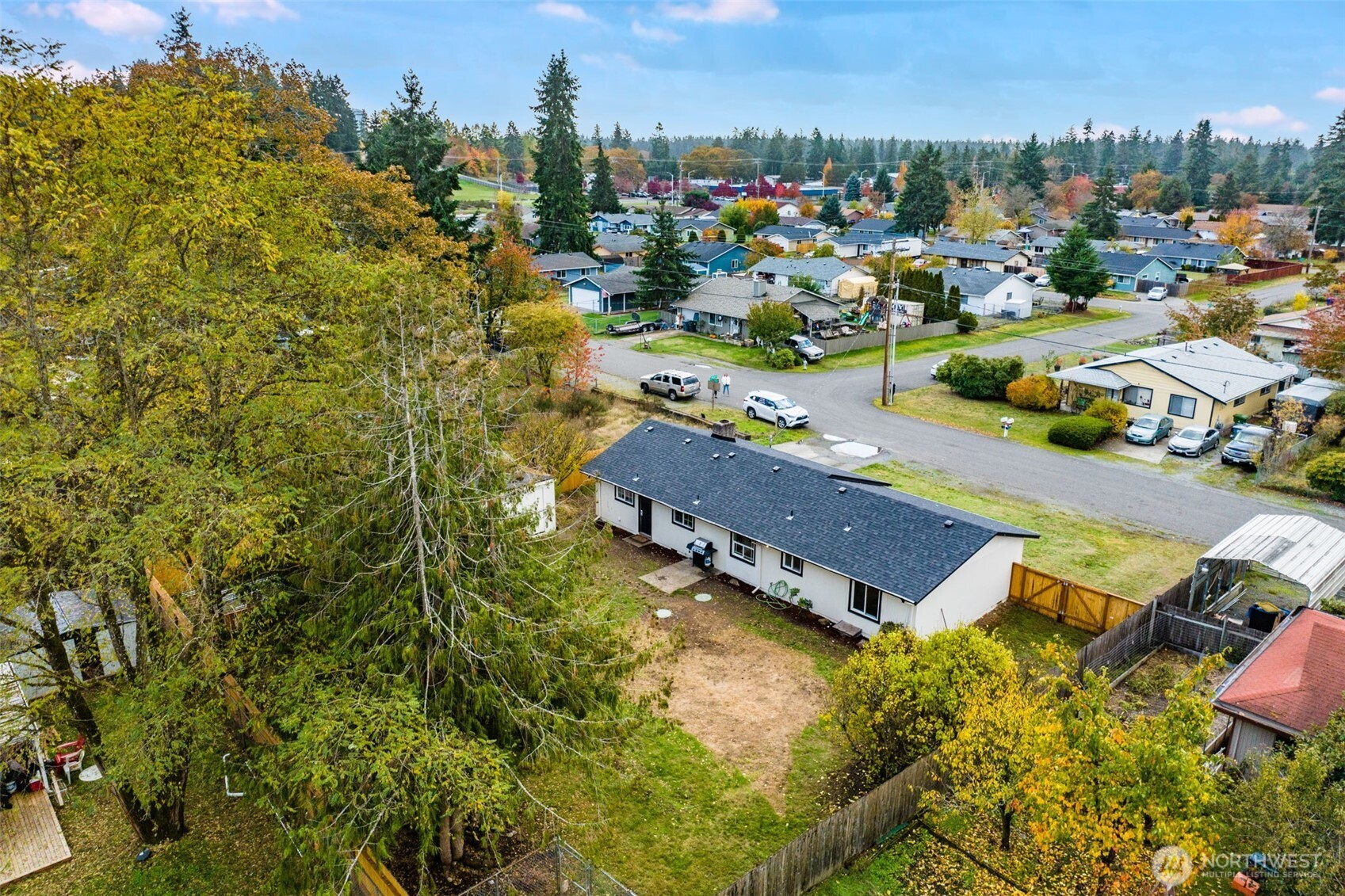 17321 Spanaway Lane E, Spanaway, WA 98387