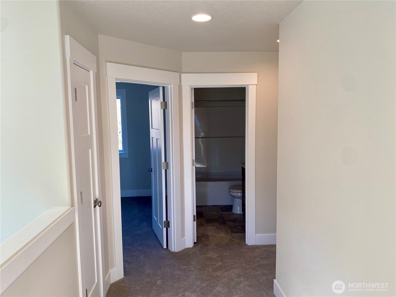 536 Rainbow Way , Kelso, WA 98626