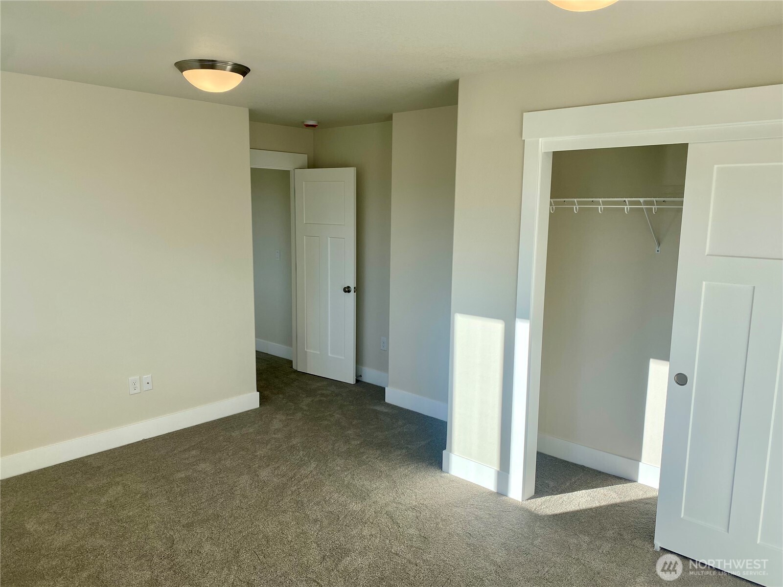 536 Rainbow Way , Kelso, WA 98626