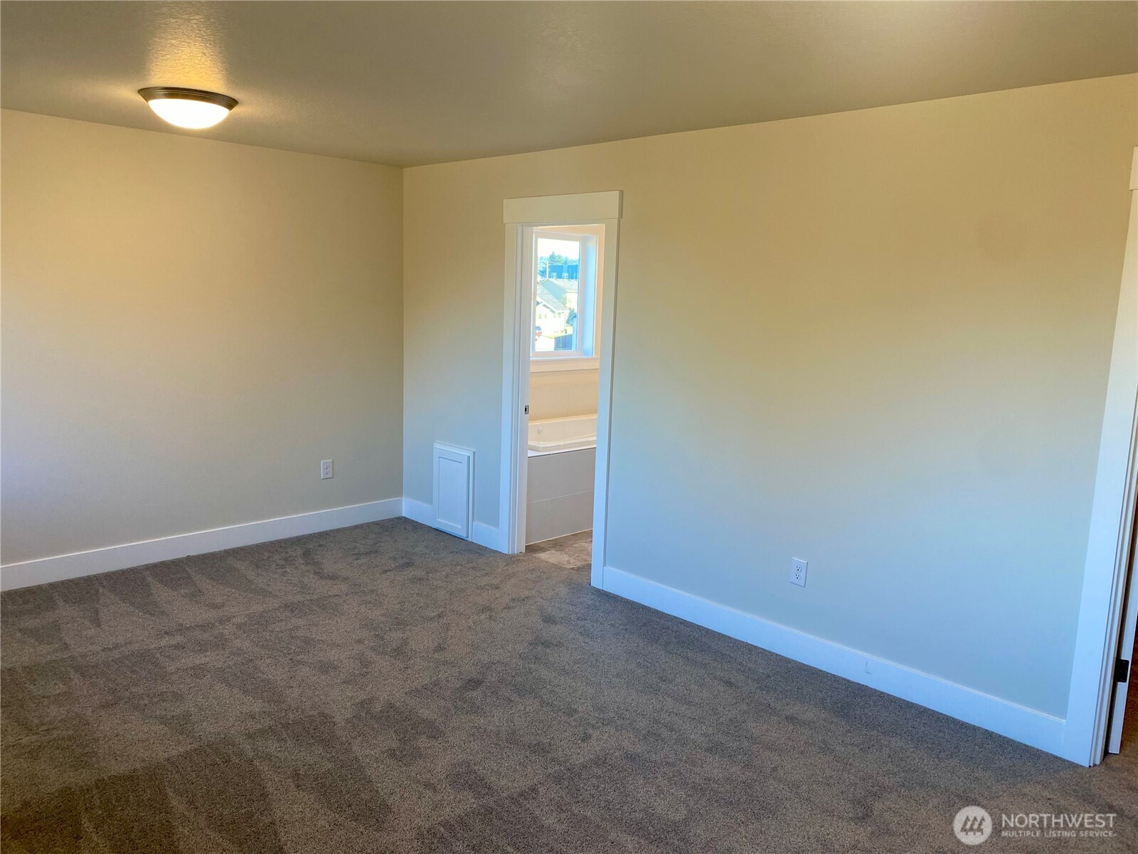 536 Rainbow Way , Kelso, WA 98626