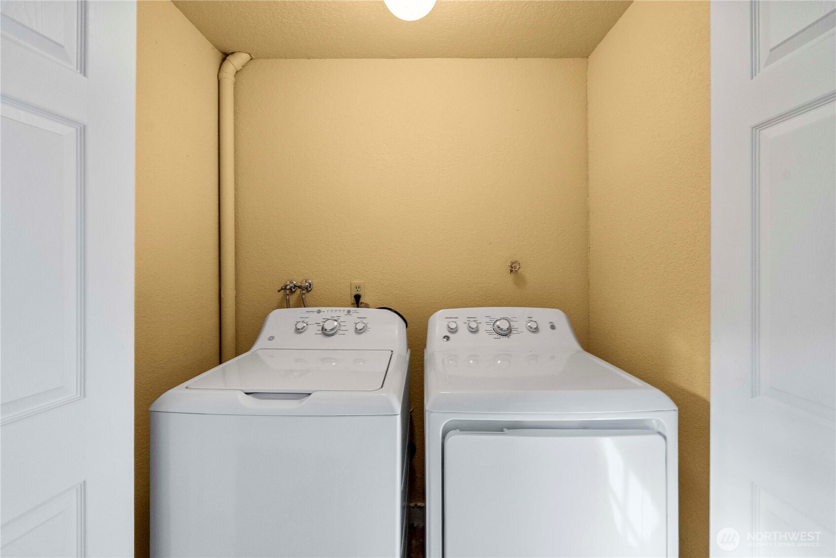 1330 Boise Street , Fircrest, WA 98466