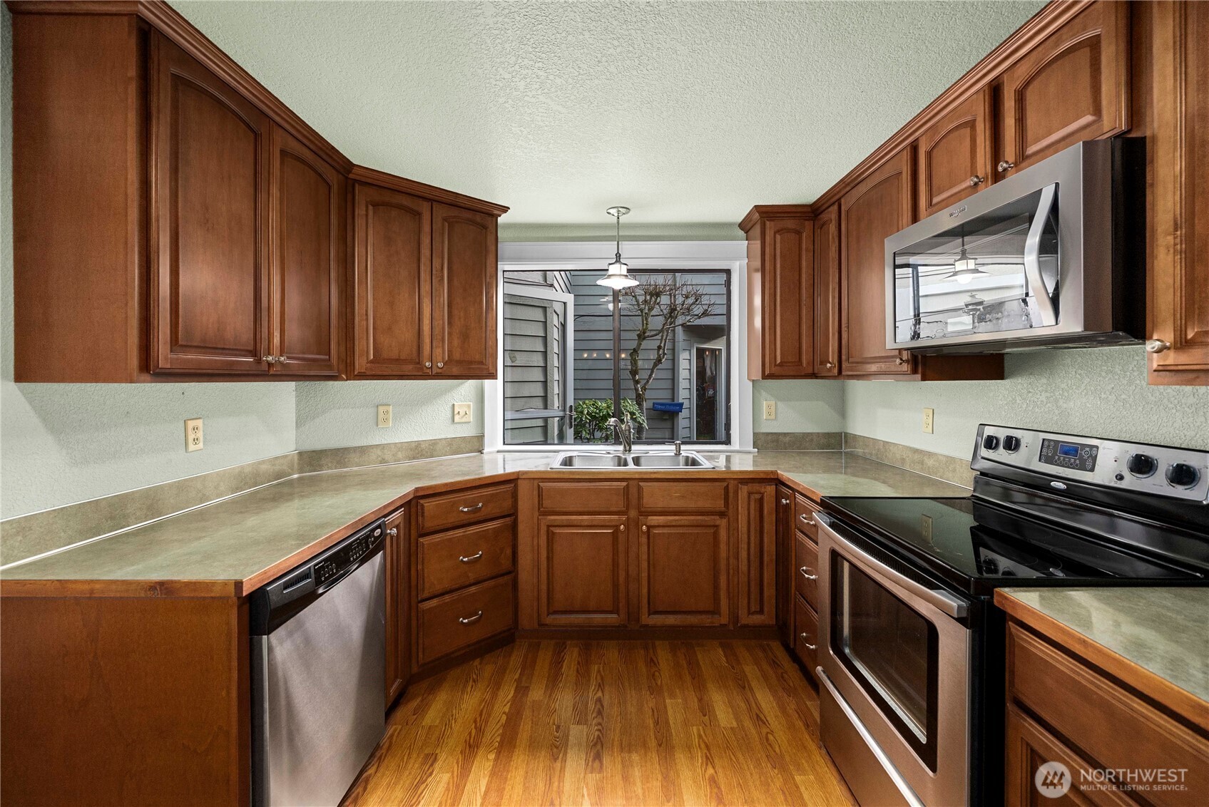 1330 Boise Street , Fircrest, WA 98466